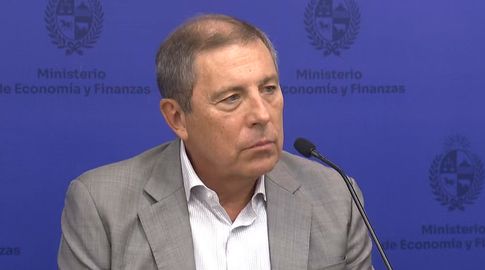 Oposición citará al ministro Gabriel Oddone al Senado por situación de la economía y cambios a las AFAP