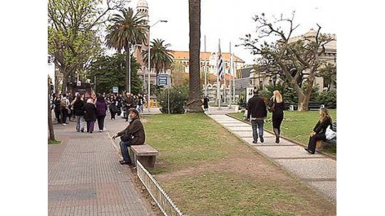 Alcaldes se quejan de falta de recursos y elogian su gestión