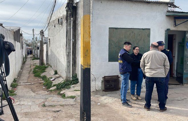 Foto: Paola Botti, Subrayado. Policía Científica trabajaba en el lugar en la mañana de este miércoles.