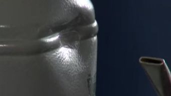 bala perdida ingreso a vivienda e impacto contra un termo: me salve, tuve suerte; naci de vuelta, dijo dueno de casa