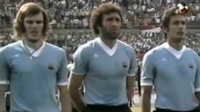 ocho decadas de futbol ii: festejos exacerbados, protestas inigualables y mas...