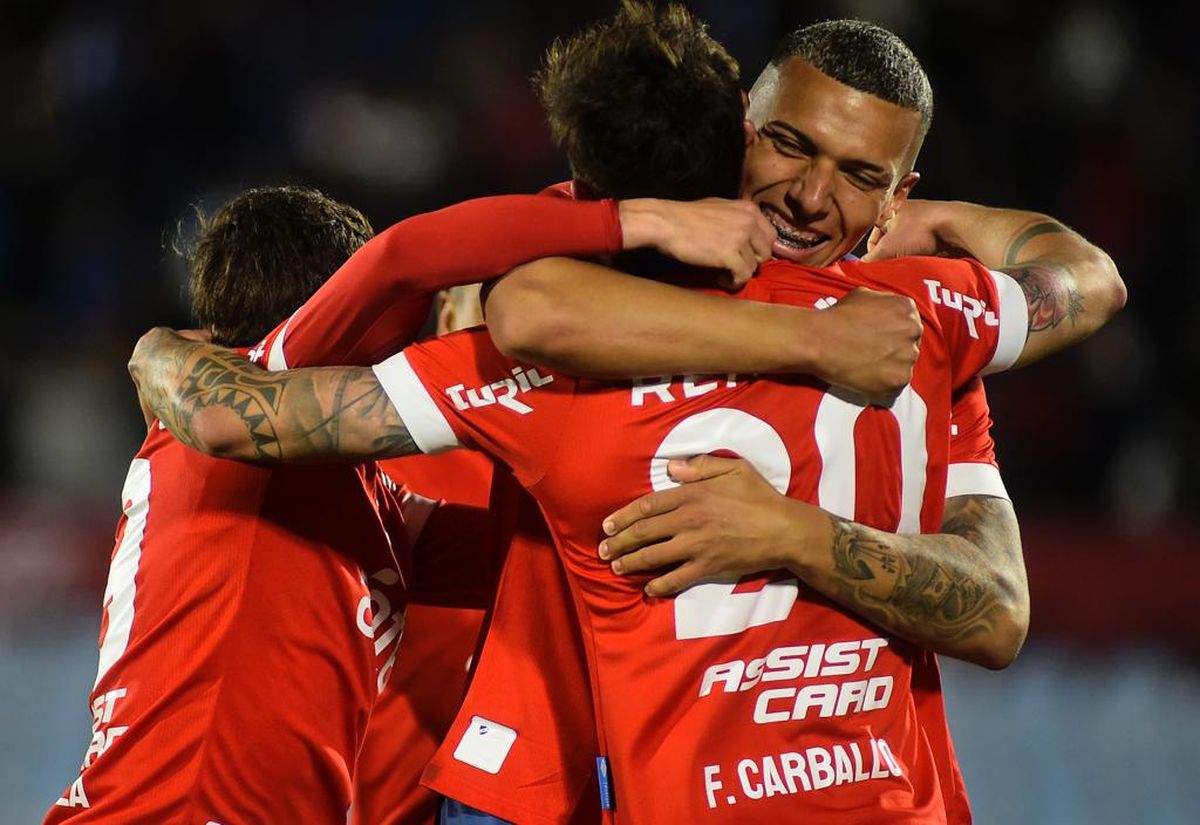 Nacional, de Luis Suárez y el técnico Pablo Repetto, campeón del Clausura  uruguayo, Fútbol, Deportes