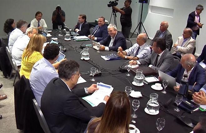 gabinete-lacalle-pou-reunion.jpg