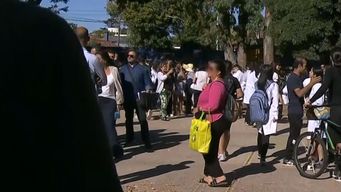 Robaron una bicicleta en pleno acto por el inicio de clases, con las autoridades de ANEP en el patio de una escuela. Foto: toma genérica en la escuela 89, este lunes.