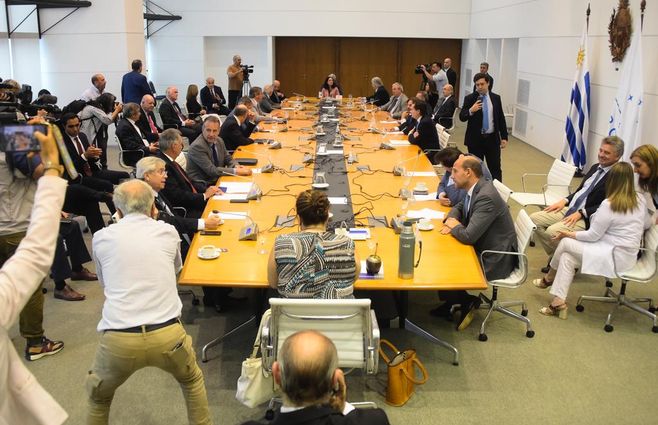 LACALLE CONSEJO DE MINISTROS DICIEMBRE 2022 EVALUACION AÑO FOCO UY (8).jpeg