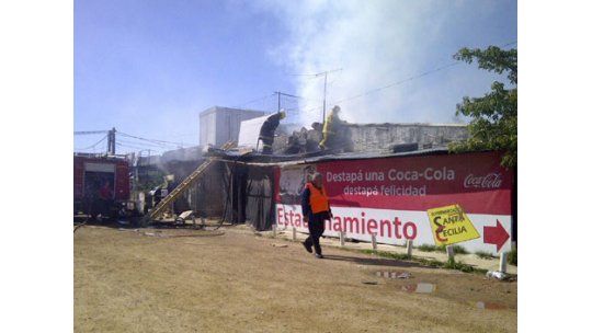 Se incendió el supermercado más popular de Playa Pascual