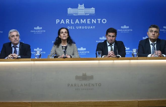 arbeleche-parlamento-rendicion-cuentas-gaston-britos-foco-uy.jpg