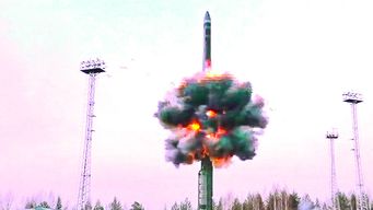 Uno de los misiles lanzados durante el ejercicio militar nuclear. Foto: AFP