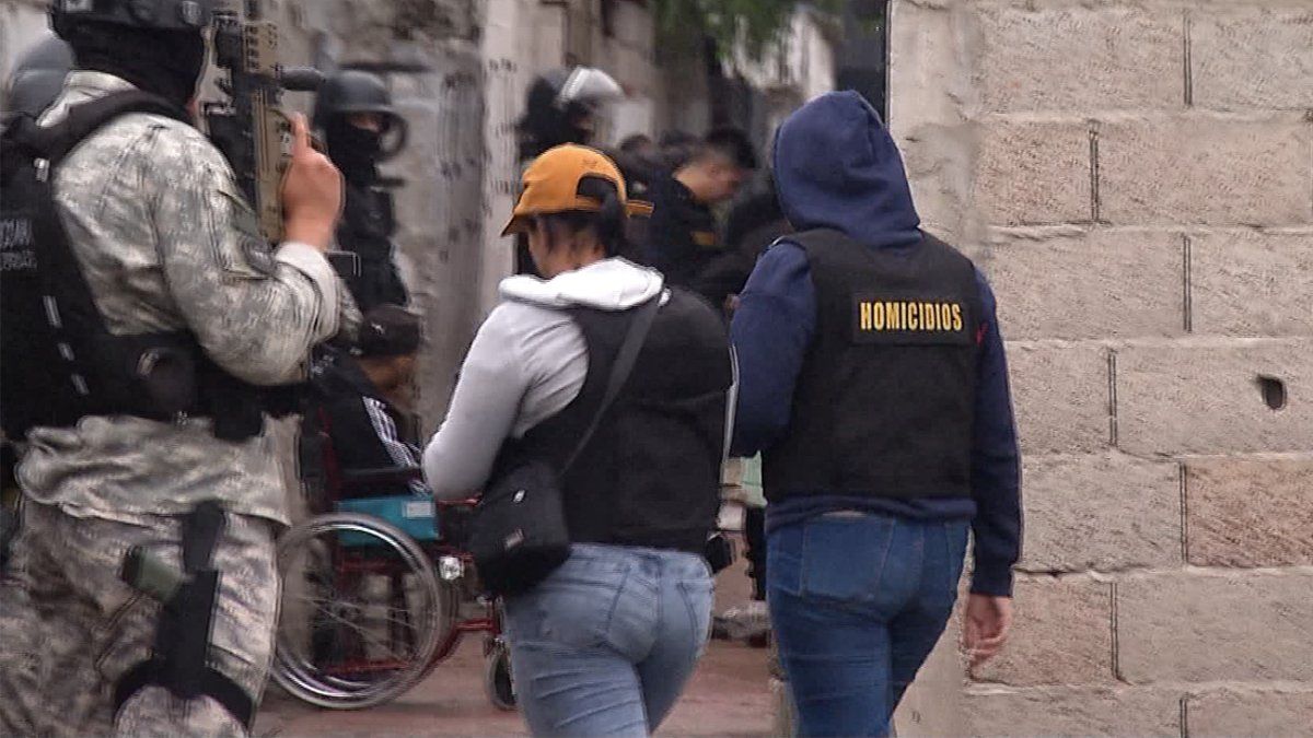 Hay dos detenidos por la balacera que dejó una mujer muerta y cinco jóvenes heridos en Piedras Blancas