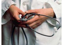 Aumenta formación de especialistas en distintas áreas de medicina