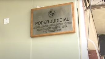 ninos encerrados en rivera: justicia otorgo tenencia a la abuela paterna mientras hacen pericias a la madre