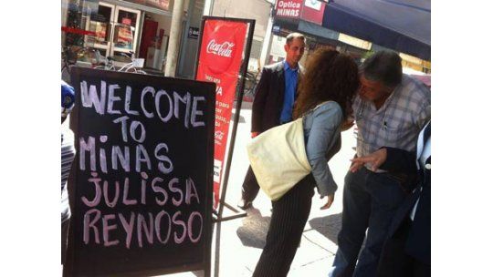 Embajadora de Estados Unidos, de gira por todo el país