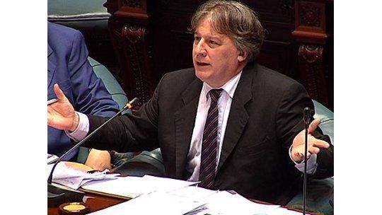 Interpelarán a Lorenzo por inflación, déficit y puja económica