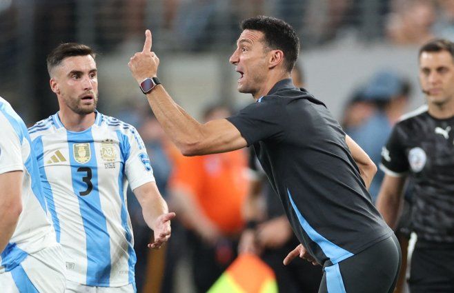 Foto: AFP. Lionel Scaloni, entrenador de Argentina en el partido ante Chile.