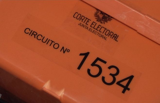 corte-electoral-urna-circuito-elecciones.jpg