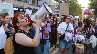 el 8m en fotos: la marcha 2025 del dia internacional de la mujer en imagenes