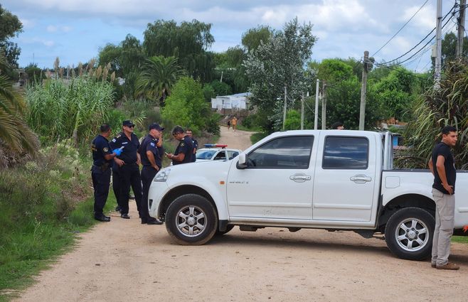 Foto: Subrayado. La cabeza humana apareció en un asentamiento de Barros Blancos.
