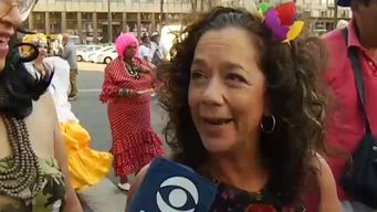 laura alonsoperez en la previa del desfile de carnaval: tendria que ensenarse candombe en todas las escuelas