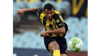 La U de Chile ganó 2 a 1 y dejó a Peñarol sin Copa