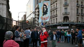 en argentina marcharon por la universidad publica y contra el ajuste del presidente javier milei