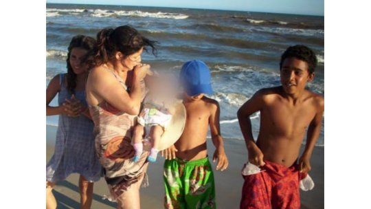 Familia sustituta del INAU reclama tenencia de una niña