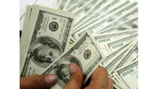 Dólar en Uruguay roza barrera de los $25; está a niveles de 2008