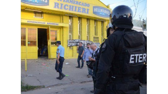 Tras muerte de un joven, se levantó la huelga policial en Córdoba