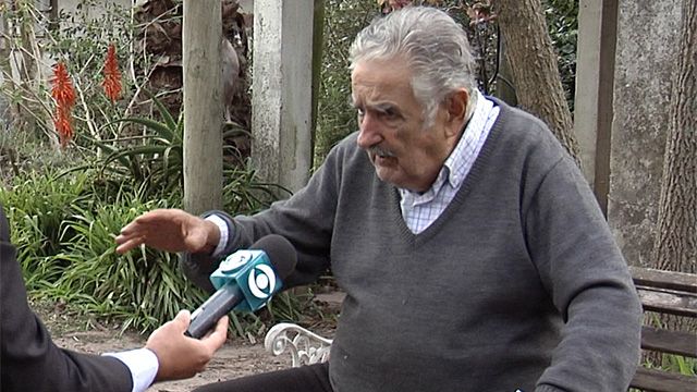 Mujica: reforma de Caja Militar debe ir a la par de cambios en ley orgánica