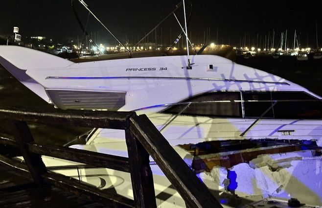 Yate-punta-del-este-temporal-Corujo-Prefectura