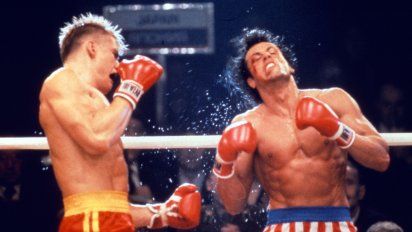 sylvester stallone estuvo al borde de la muerte por los golpes recibidos en rocky iv