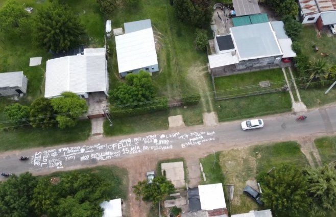 Foto: Subrayado. Imagen aérea del lugar del homicidio en Barrio Norte, Paysandú.