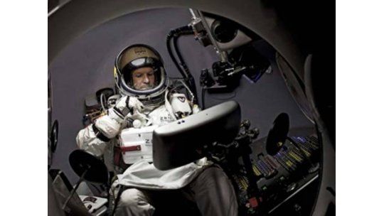 Un hombre saltará al vacío desde 36.576 metros de altura