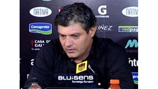 El chas-chás en la cola de Tito a los jugadores de Peñarol