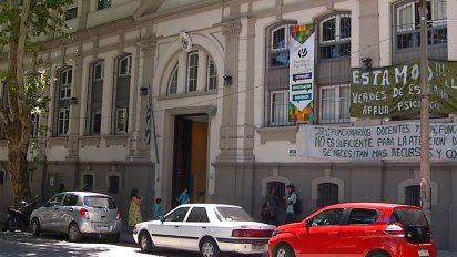 estudiantes de psicologia reclaman mejoras y se movilizan