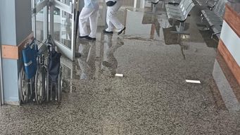 cti y policlinico del hospital maciel inundados: estas son las imagenes