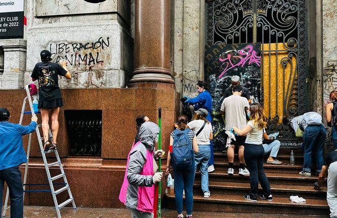 Montevideo-Más-linda-jockey-club-foto-Yanina