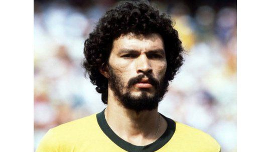 Lula y deportistas brasileños lamentan la muerte de Sócrates