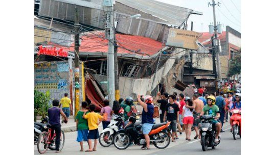 Terremoto de 7,1 de magnitud deja 73 muertos en Filipinas