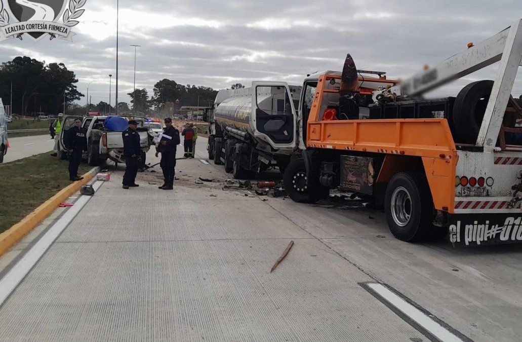 Triple choque en ruta 5 deja tres heridos; uno de los camiones transportaba combustible
