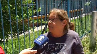 familias de escuelas 123 y 55 no se enteraron que no habia clases y fueron con los ninos: no avisaron