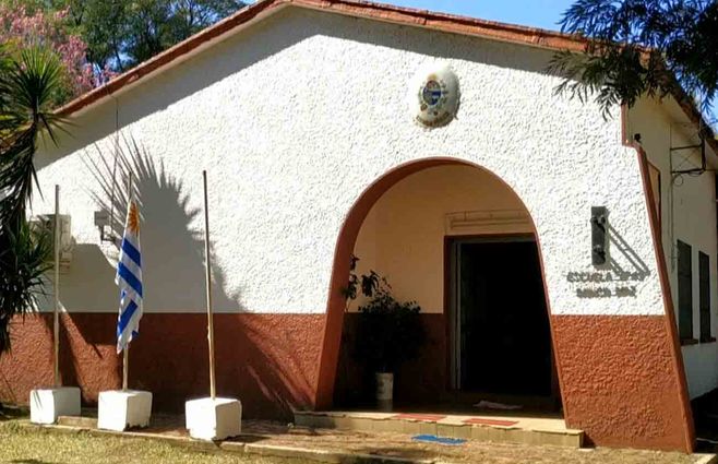 escuela-rural-artigas-.jpg