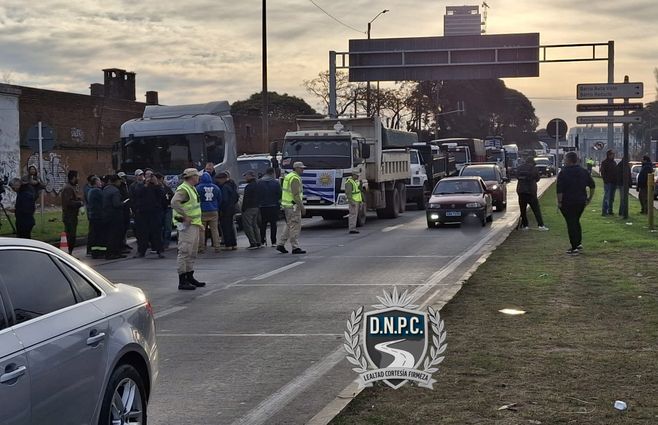camioneros-en-la-rambla-portuaria