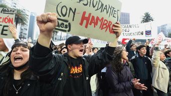 sindicatos de la ensenanza realizan paro y una marcha a torre ejecutiva