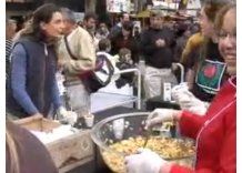Ensaladas de frutas gigantes, un clásico en final de Expo Prado