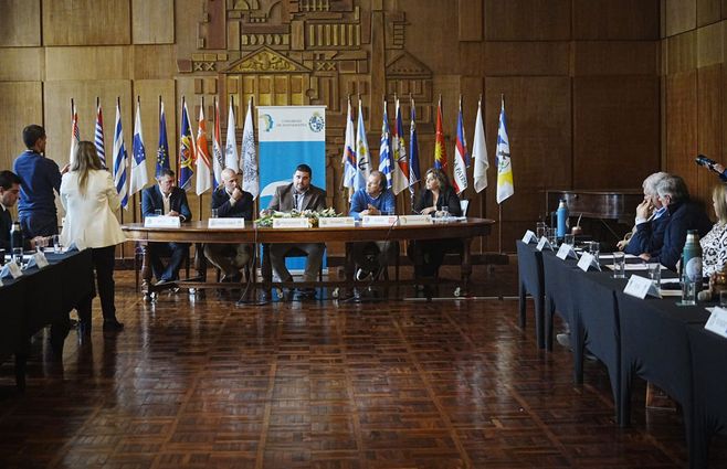 Congreso-de-Intendentes-julio-Nicolás-olivera-presidnte-FocoUy