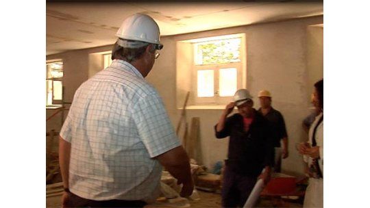 MTOP ofreció a ANEP ayuda para mantenimiento de 100 escuelas