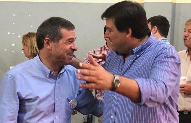 Ernesto Talvi con Adrián Peña. Foto: publicada por Talvi en Linkedin.