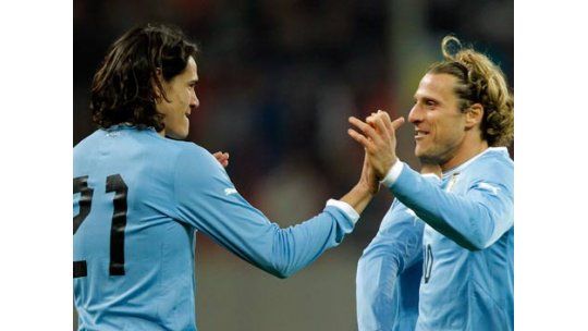 Tabárez reservó 23 del exterior para el amistoso ante Rusia