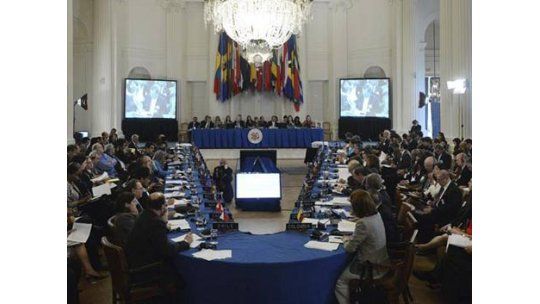 La OEA analiza amenazas a Ecuador por caso Assange