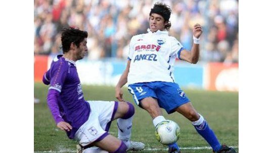 Nacional enfrenta a Bella Vista sin los pases mágicos de Recoba